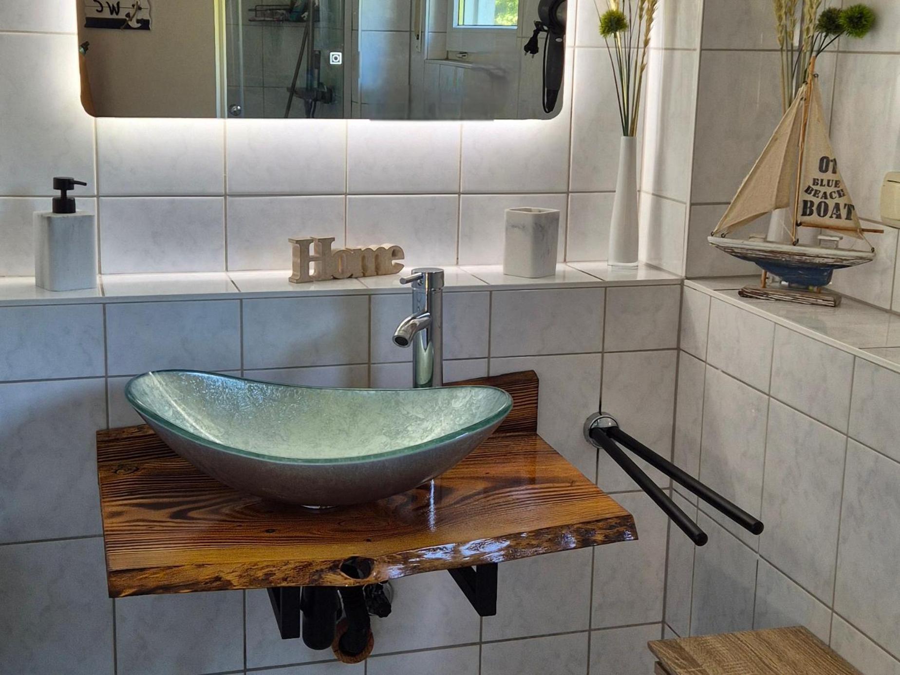 Ferienhaus Kaleo Wiek auf Ruegen Luaran gambar